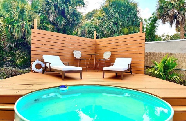 Cowboy Pool / Mini Golf / Walk 2 Beach & Ocean Center! Pets OK