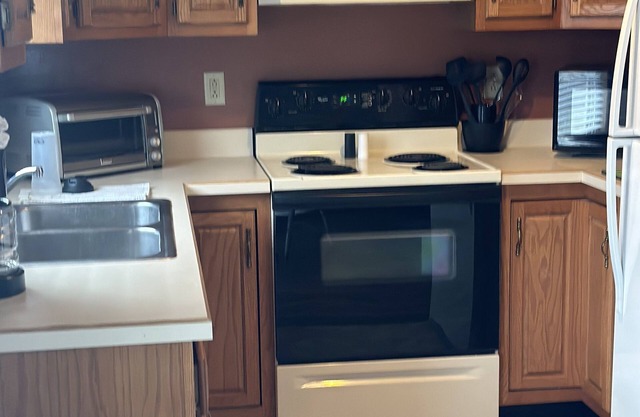 Cozy 1 bedroom downtown