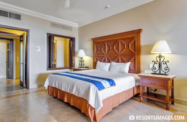 Cozy 1-bedroom resort -WiFi, fitness room-SUNSET BEACH SPA Resort Cabo San Lucas