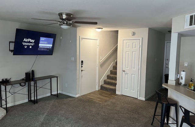 Cozy 2-bedroom apartment fully equipped with everything you need!
