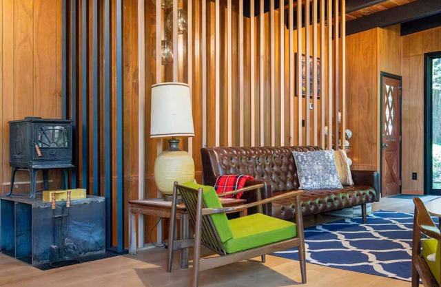 Cozy 2-BR Stay w/ PVT Decks & Scenic Forest Views