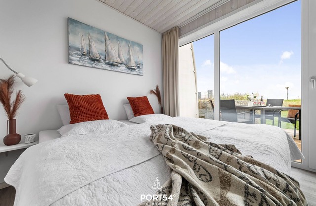 Cozy and Modern Holiday Home with Sea View in Marina Wendtorf