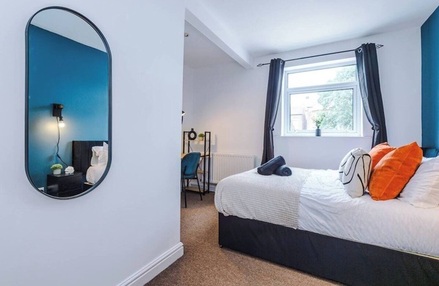 Cozy and Stylish 1 Bedroom Flat | Warrington