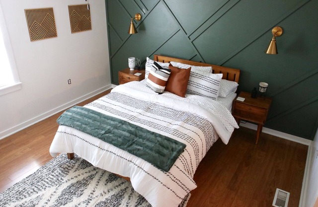 Cozy Bungalow by the Neuse River-"The Hive House"
