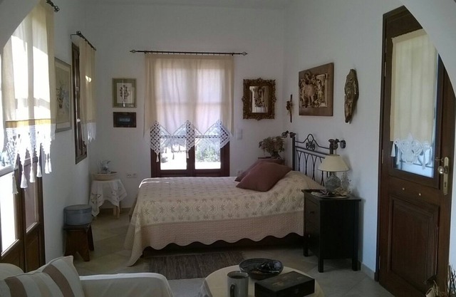 Acogedor, tranquilo, apto privado. w / magníficas vistas panorámicas al mar!