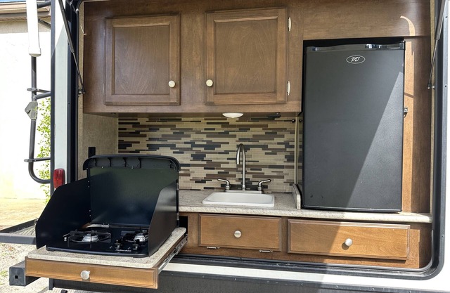 Cozy Camper for Rent