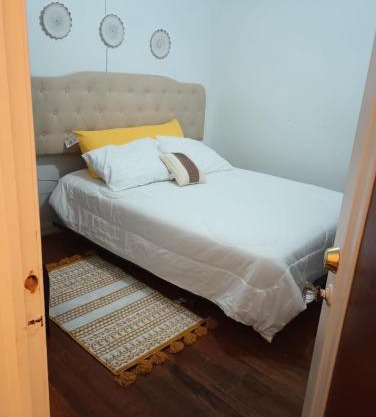 Cozy- Chic room in a very quiet area