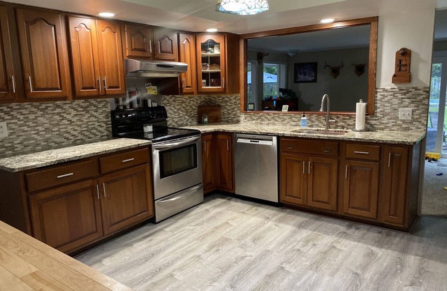 COZY, CONVENIENTLY LOCATED, UPDATED HOME W/ POOL!