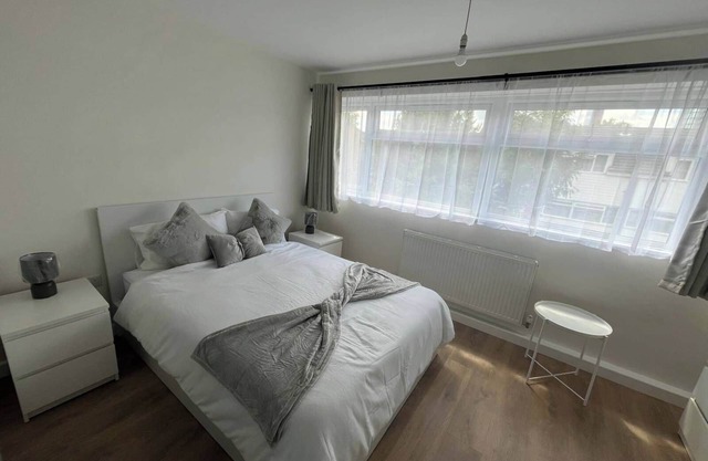 Cozy Cottage in Croydon