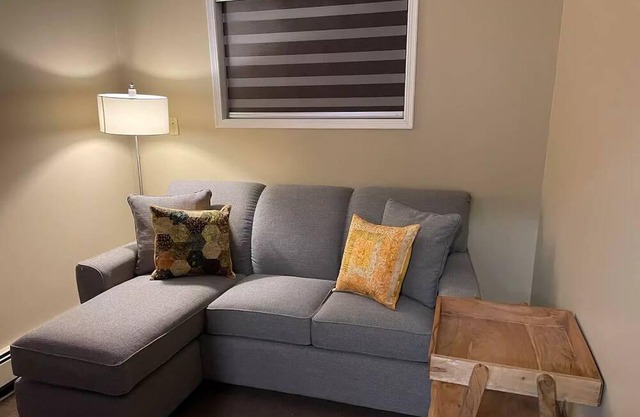 Cozy Furnished Apartment - Downton Fort Simpson
