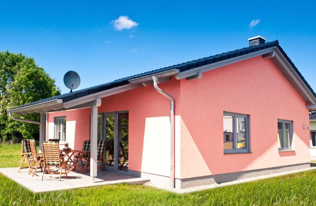 Cozy Holiday Home in Zierow near Baltic Sea Beach