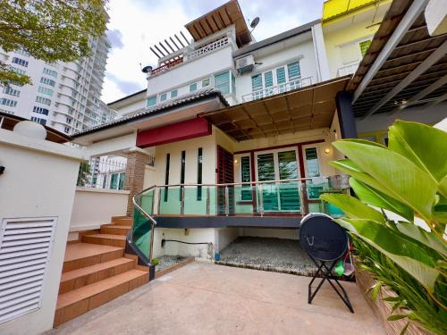 Cozy Homestay in Karpal Singh by 3C