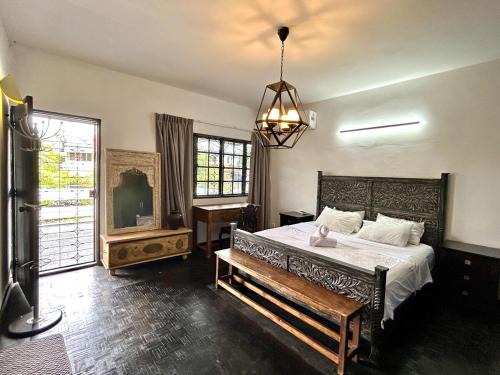 Cozy Homestay King Bed & Balcony SS2 PJ