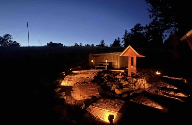 Cozy Hot Tub Cabin