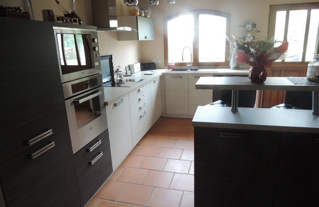 ACOGEDORA CASA