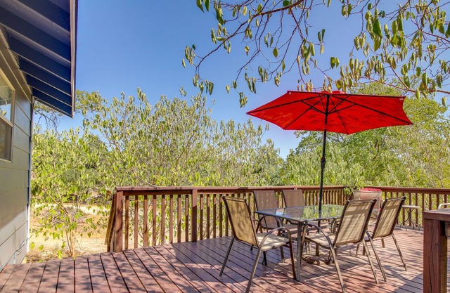 ¡NUEVO! Acogedora casa de Jonestown - 0. 8 millas del lago Travis!