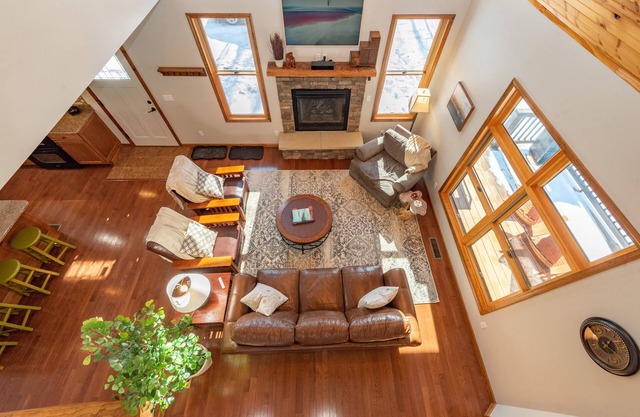 Cozy Lake Escape w/ Pool Table & Porch Views