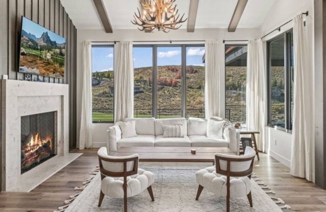 Cozy, Peaceful Mountain Oasis