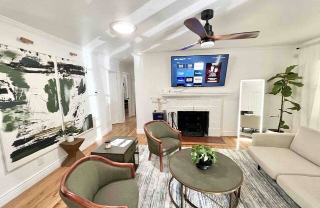 Cozy Reno NV House by DT & UNR w/ pool table