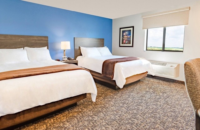 Cozy Retreat w/ Kitchen! Free Parking, BBQ Facilities, Pet-Friendly!