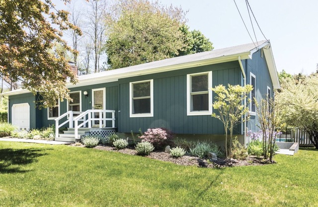 Shelter Island Cottage con piscina, a pie de las playas y Mashomack Preserve