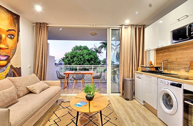 Estudio acogedor en Anse Marcel con terraza y aire acondicionado