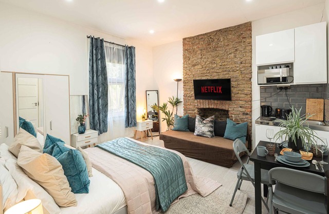 Cozy Studio Next 2 Kilburn station