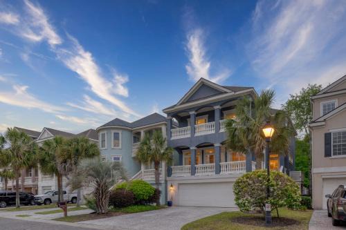 Crabline Getaway by AvantStay Private Pool Hot Tub Easy Beach Access