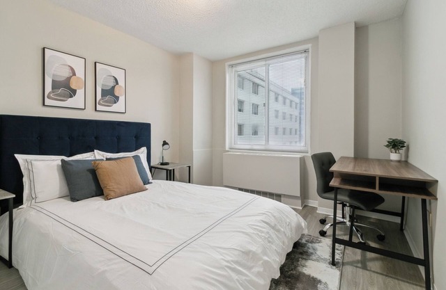 Crest at Peachtree 1534 spacious 1 Bd 1 Bth