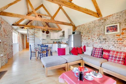 Crossways Barn