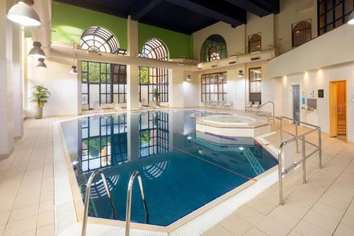 Crowne Plaza Leeds by IHG