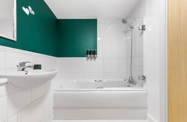 Apartamento-Balcón-Baño Privado