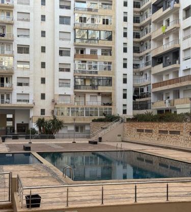 Détente en Famille Piscine Mer d'Agadir à 15 min
