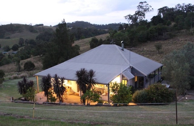 Dairy Farm Cottage ..