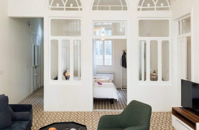 Dar Rmeil, Arcs & Tiles Power 24/24