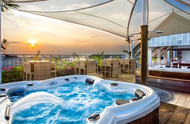 Daun Bali Seminyak Hotel