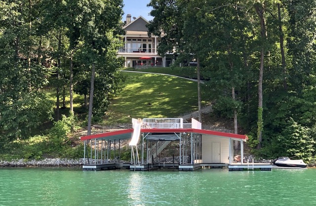 Norris Lake Executive Quality Lakefront Rental ... Prime 2020 Fechas disponibles