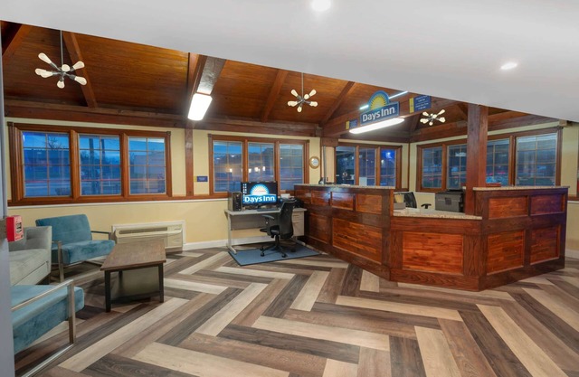 Days Inn by Wyndham Knoxville North