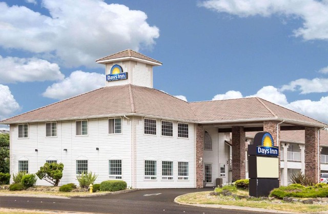Days Inn by Wyndham Ocean Shores
