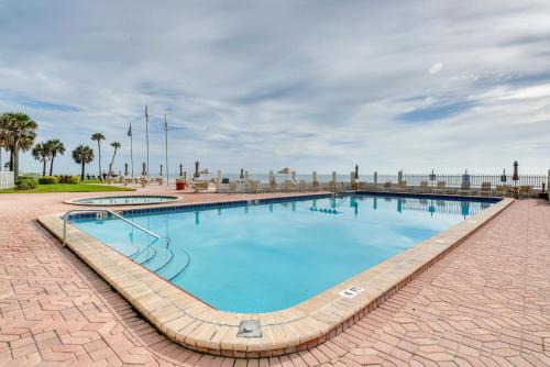 Daytona Beach Condo with Ocean-View Balcony!