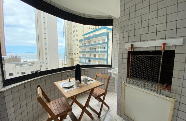 DCA51 - Pé na areia, Churrasqueira, 2 Garagens