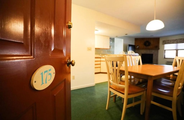 Deer Park 129D, North Woodstock