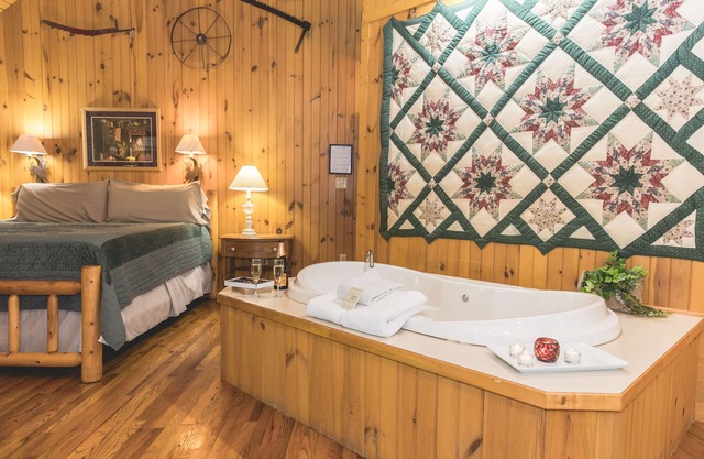 Deerfield Honeymoon Cottage en Autumn Ridge