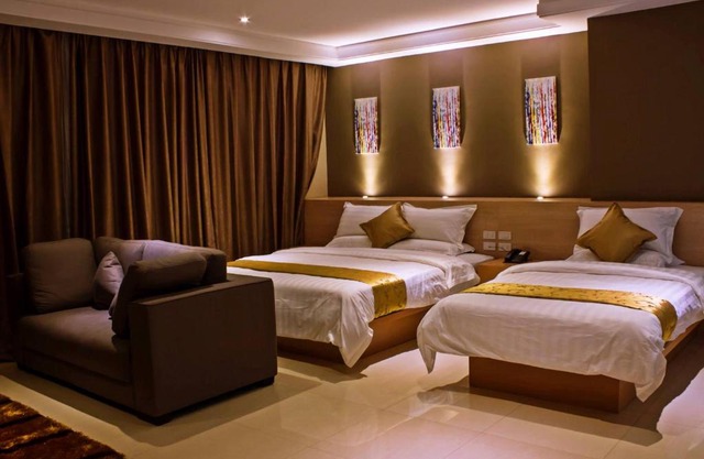 Dela Chambre Hotel