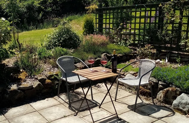 Delightful 2 bed Cottage Overlooking the Teifi Valley