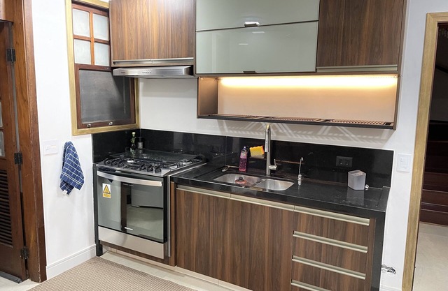 Delightful house in a gated community + indoor Jacuzzi, swimming pool, tennis court