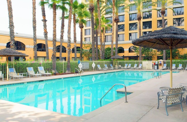 Delta Hotels by Marriott Anaheim Garden Grove