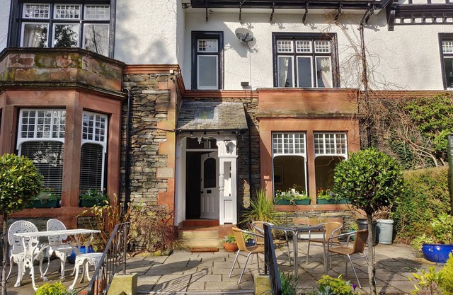 Dene House