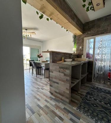 Deniahome Angie