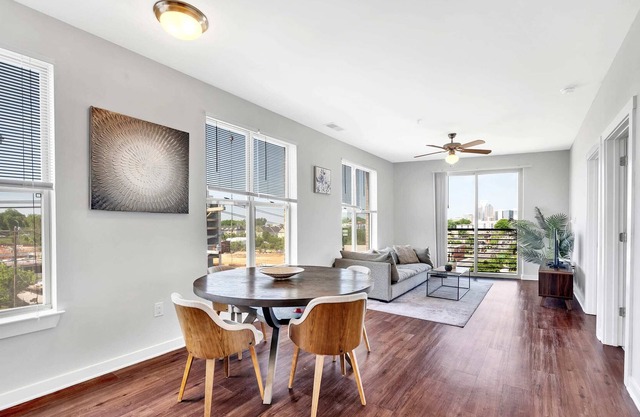 Designer 1BR in Vibrant Neighborhood